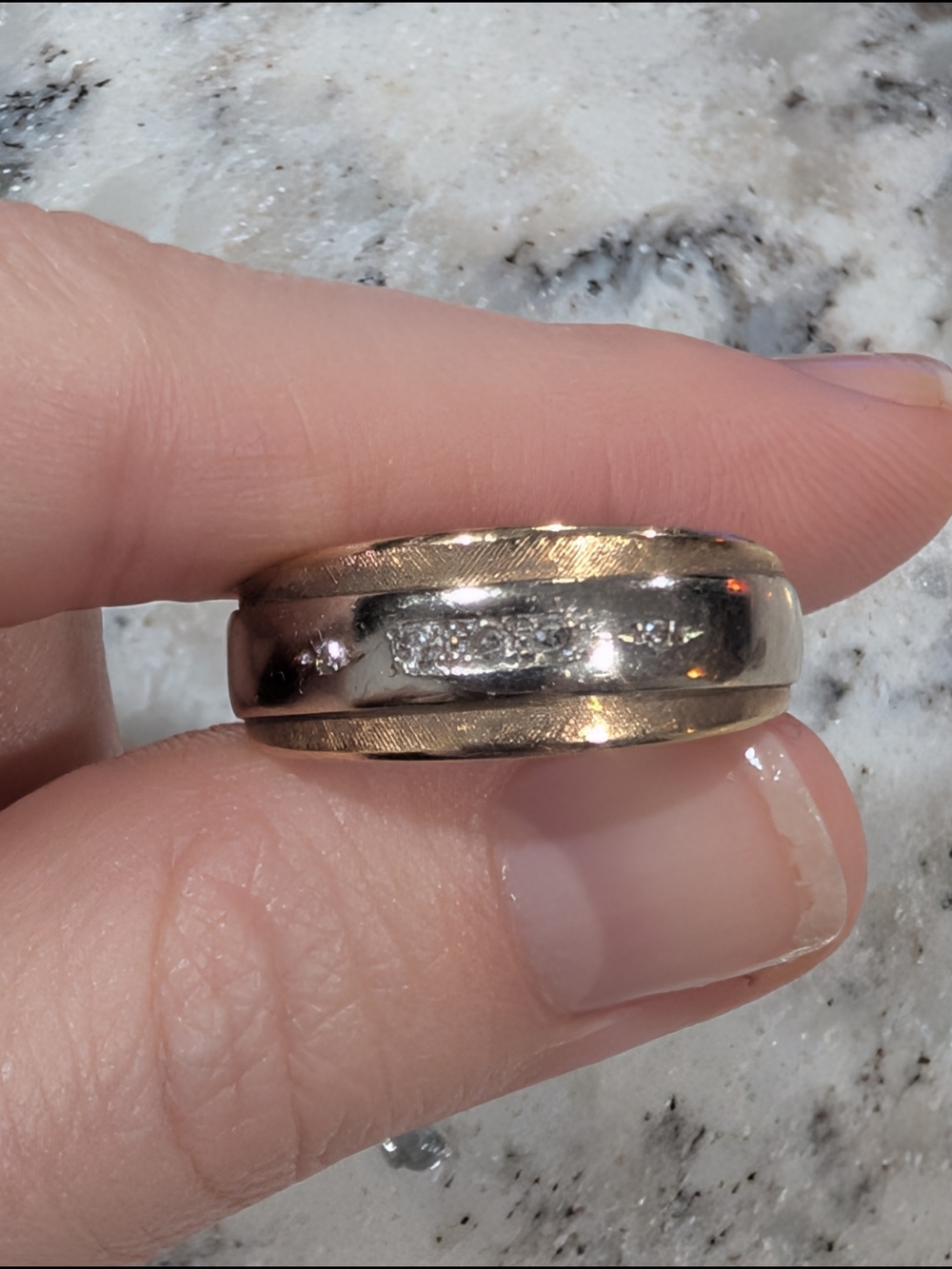 14k Gold Men's Band Ring Diamonds Sz 9.5+ - Picture 6 of 7